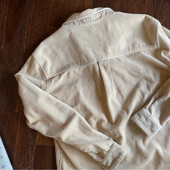 Urban Outfitters corduroy button-up jacket - Picture 2 of 7